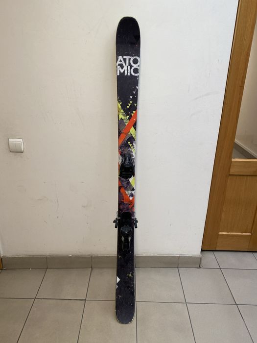 Schiuri Atomic Panic 157cm