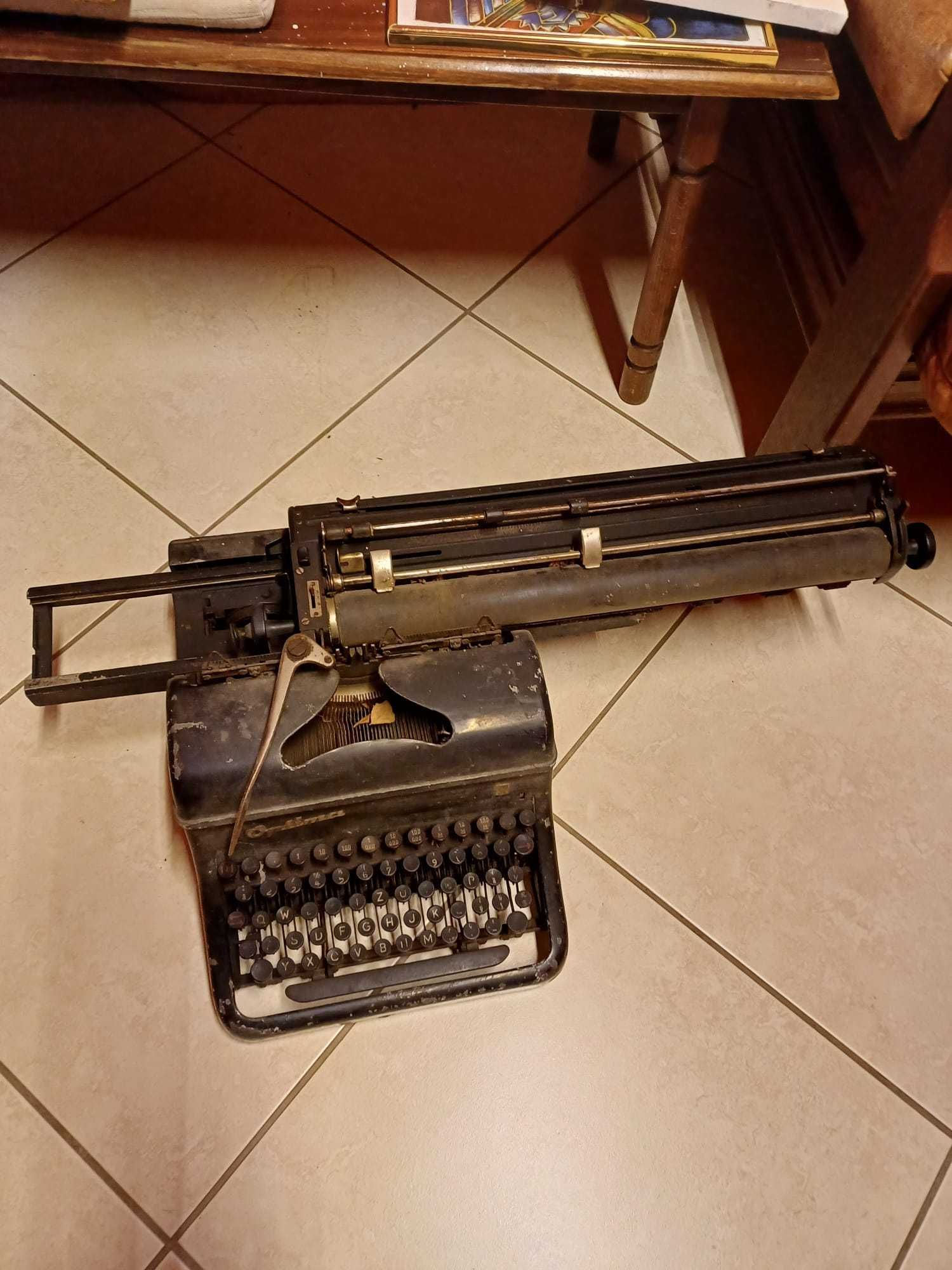 Vand masina de scris Optima veche anii 1930?
