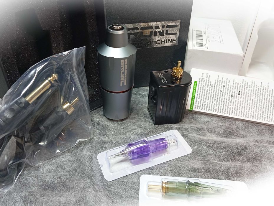 NOU - un clasic. Aparat de tatuat Bronc V9, motor elvețian + baterie