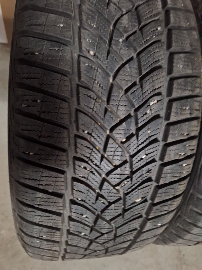 9мм! 225 45 17 Good year ultragrip performance