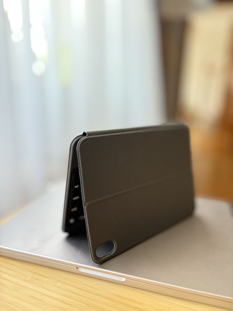 Husa cu tastatura pentru iPad Mini