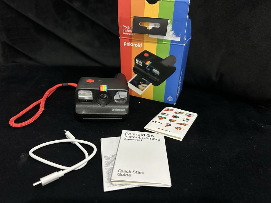 Aparat foto instant Polaroid Go2, Negru