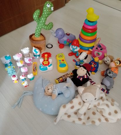 Бебешки  и плюшени играчки