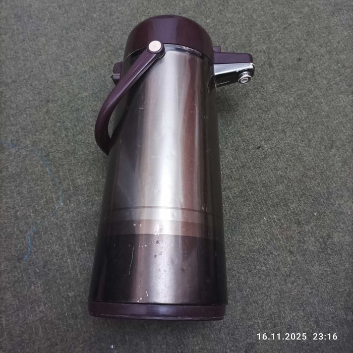 термос японский и советский чайники разные и сахарница