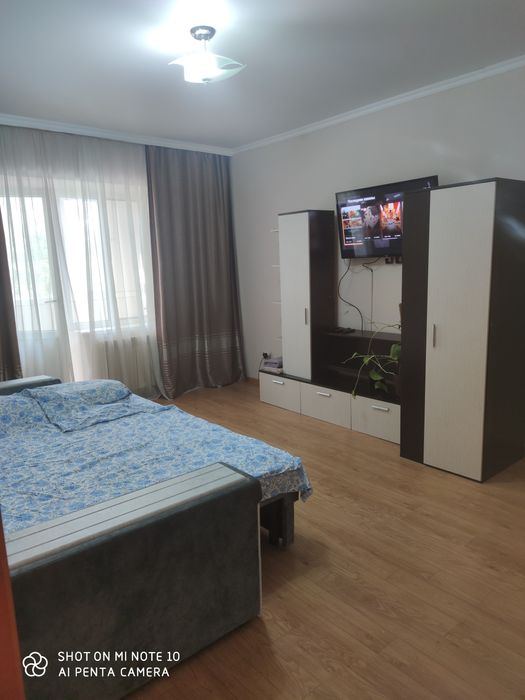 Сдам 1 ком  по суточно и по часовой хорошую квартиру.