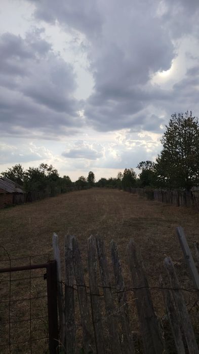 Teren de vânzare Comuna Polovragi