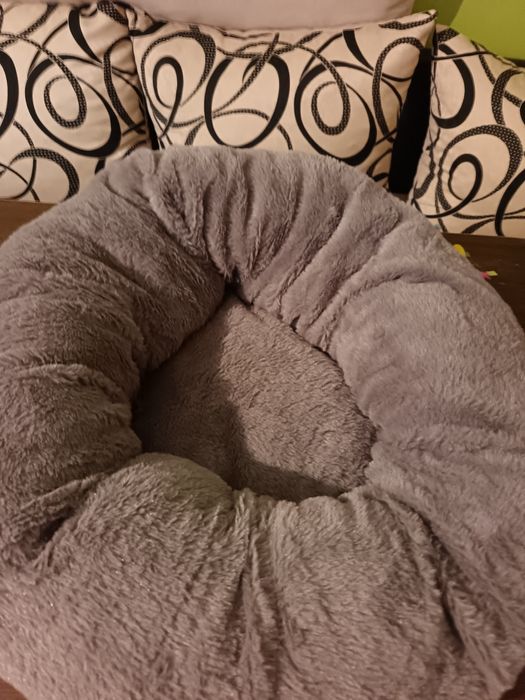 Меко кръгло легло за котка