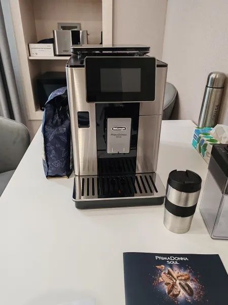 Кофемашина DeLonghi PrimaDonna Soul ECAM 610.74.MB ! Отличное качество