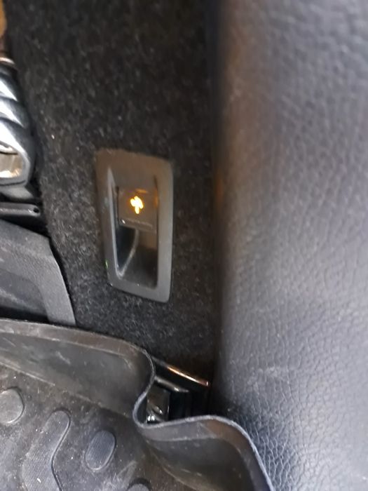 Vând Volkswagen Passat