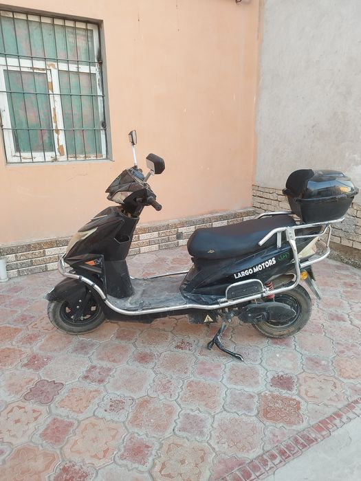 Assalomu alaykum skuter sotiladi srochni