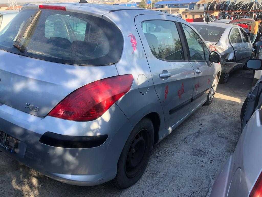 Dezmembram Peugeot 308 2007 1.6 diesel E4