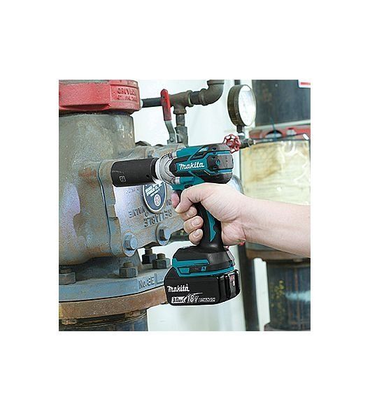 Makita Акумулаторен Ударен Гайковерт DTW285Z  1/2 18V 280-400Nm