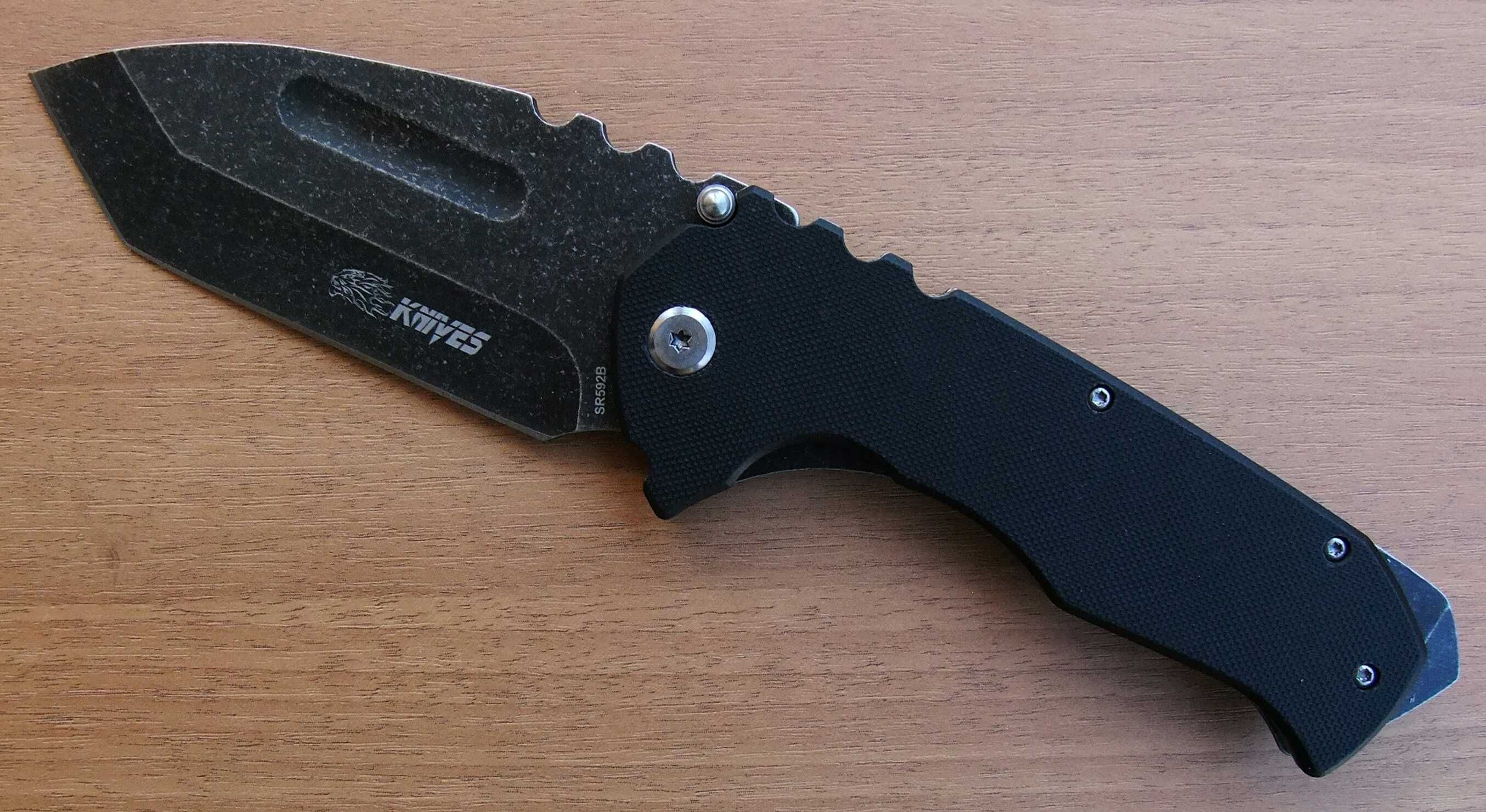 Сгъваем нож SR592B