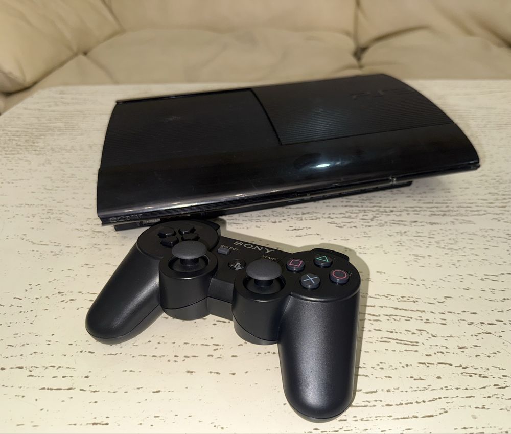 PS3 super-slim model (black)