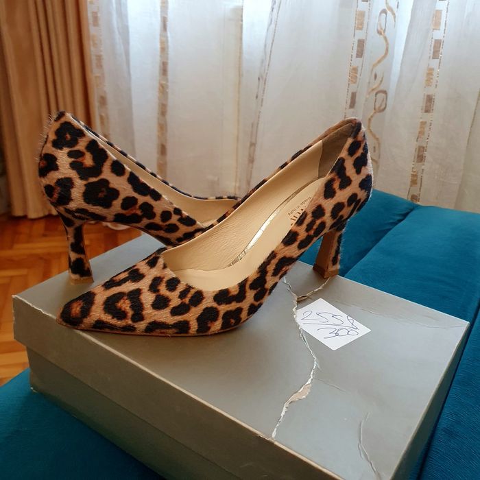 Pantof Shiver(Pitii) material par  ponei nr 40 vin perfect pt 25,5