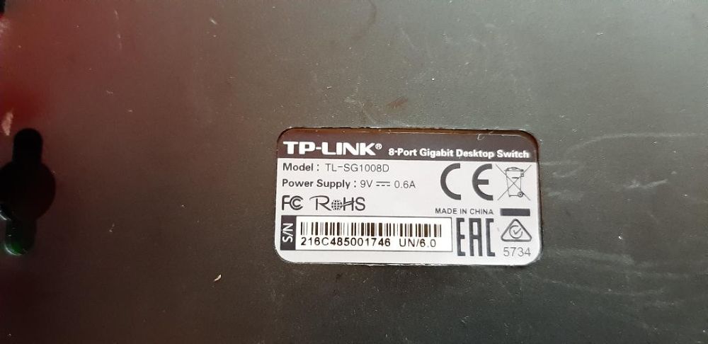 switch TP-LINK TL-SG1008D, 8 x 10/100/1000Mbps