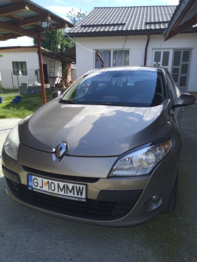 Vând. Renault Megane 3 .Din 2010