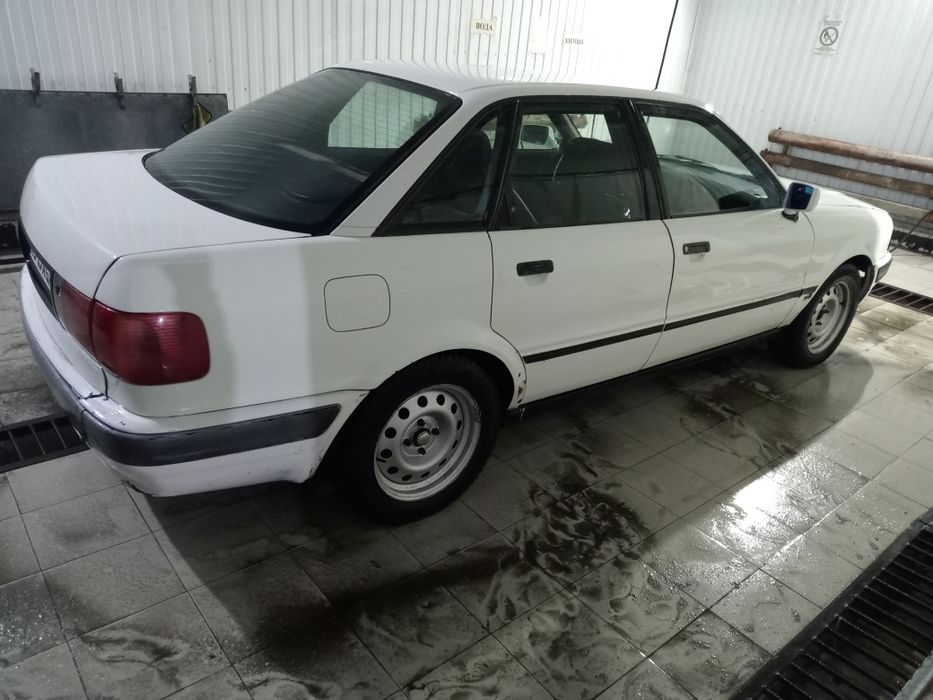 Продам Ауди 80 Б4