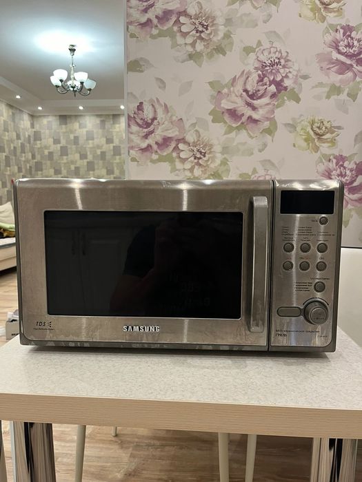 Срочно продам микроволновку Samsung!