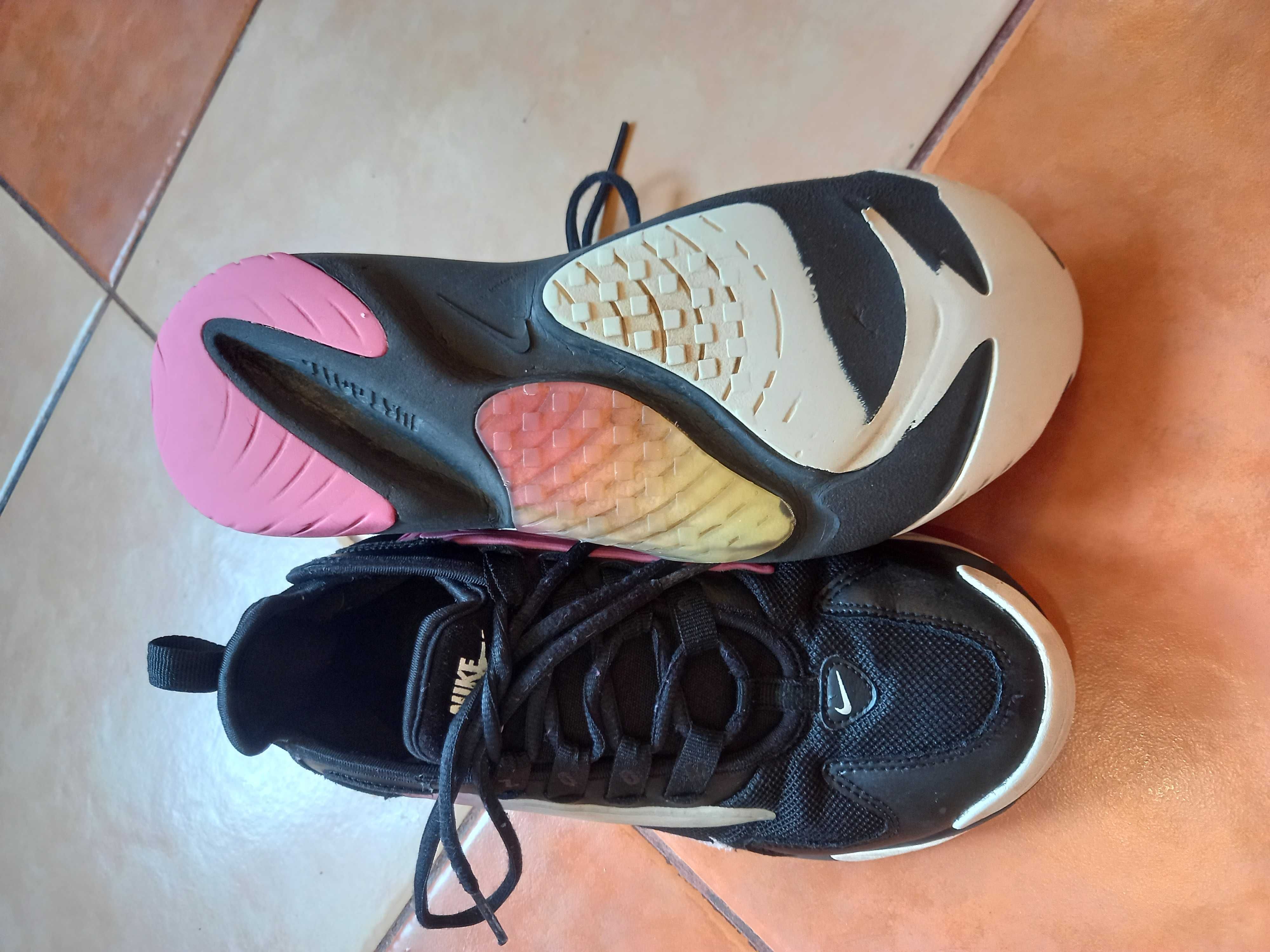 Pantofi Nike Zoom 2K nr. 38.5