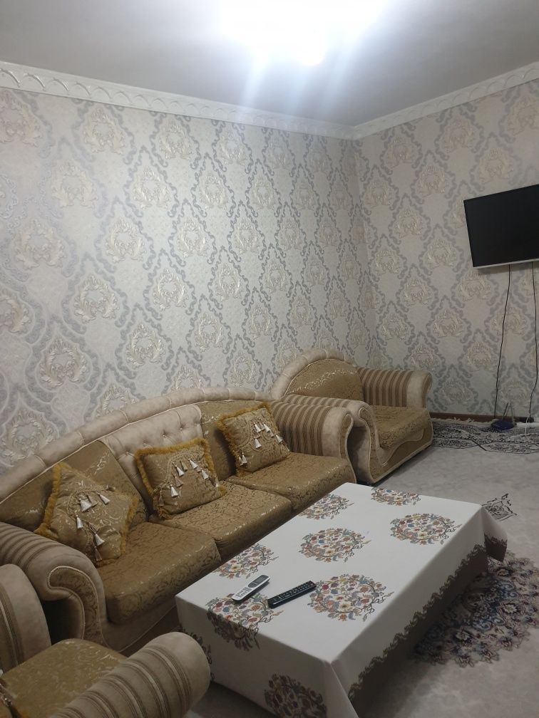 2 xonali uy ijaraga beriladi bez makler yaxwi joyda joylashgan