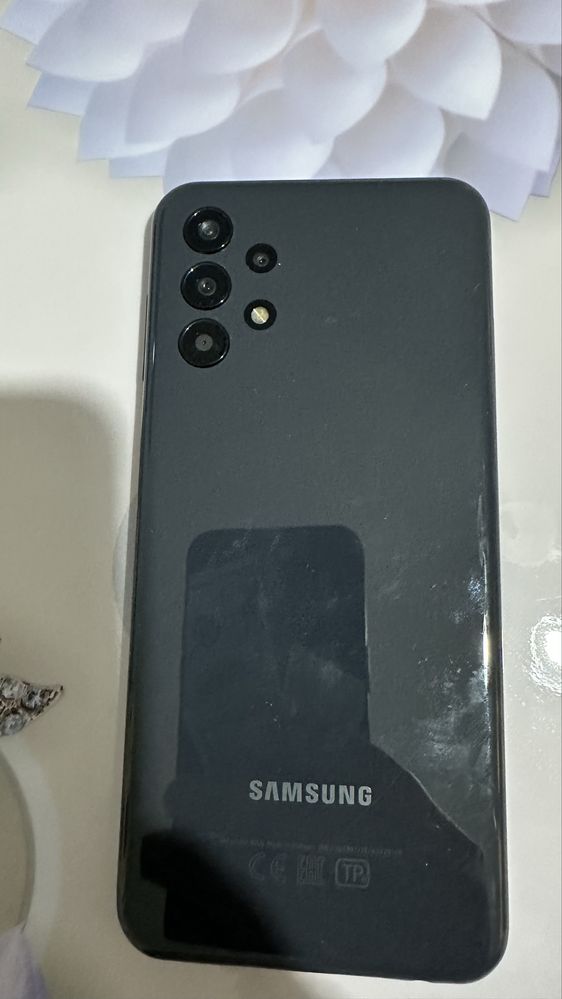Продаю Samsung Galaxy A13 (64 ГБ)