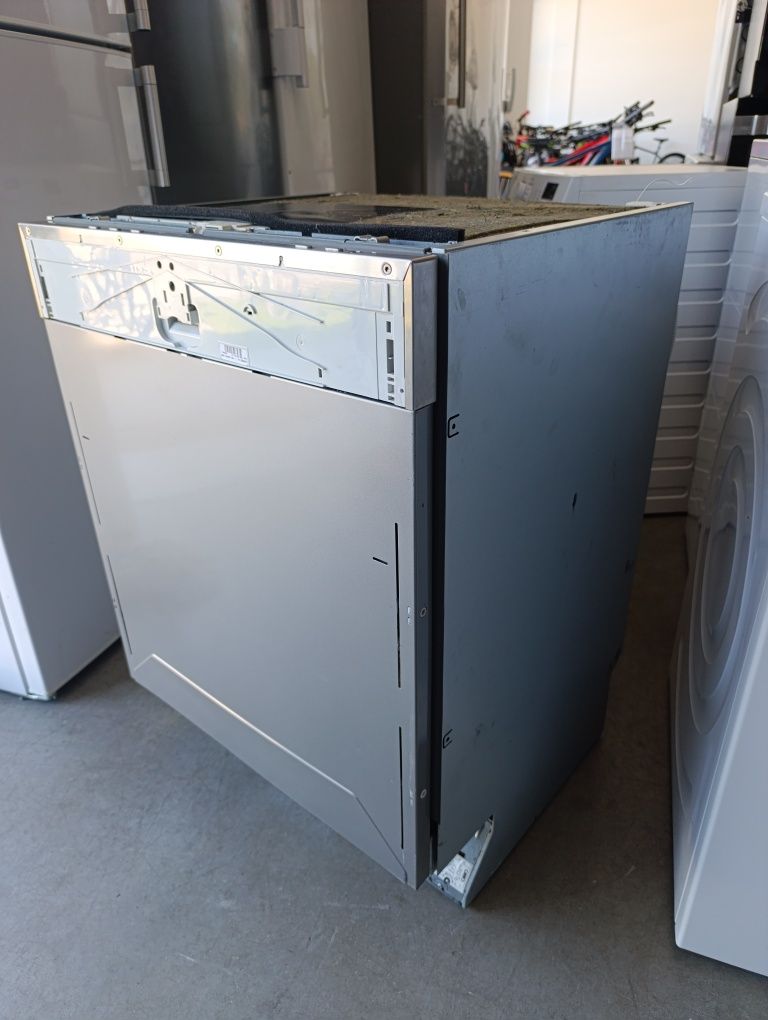 Съдомиялна Miele XXL за пълно вграждане