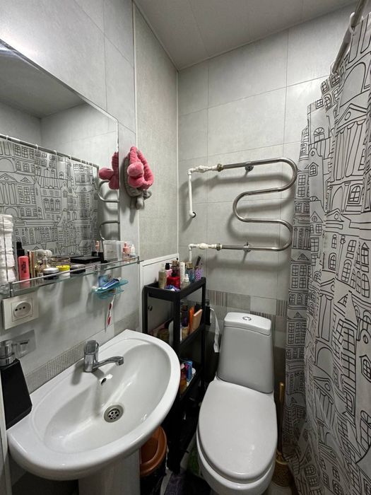 Срочно сдам 1/4/4 на Кадышева