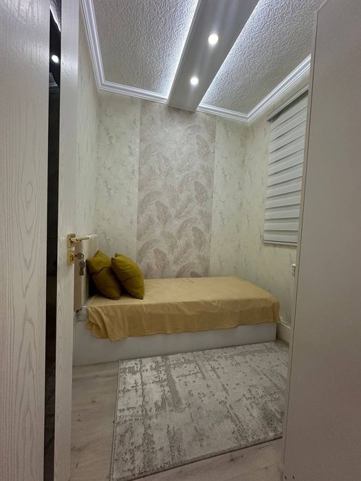 Срочна аренда Метро Новза 3комнат разделный