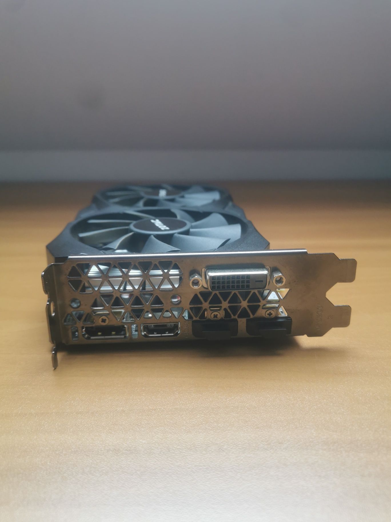 Zotac 1060 3GB като нова !