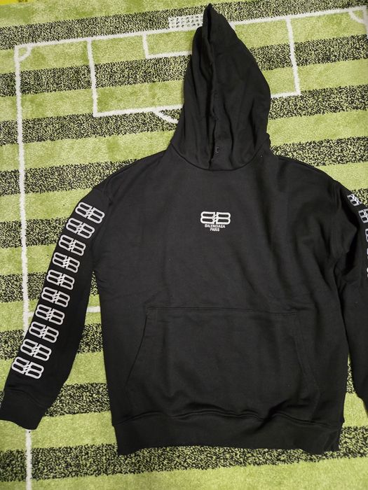 Горнище  BALENCIAGA S размер