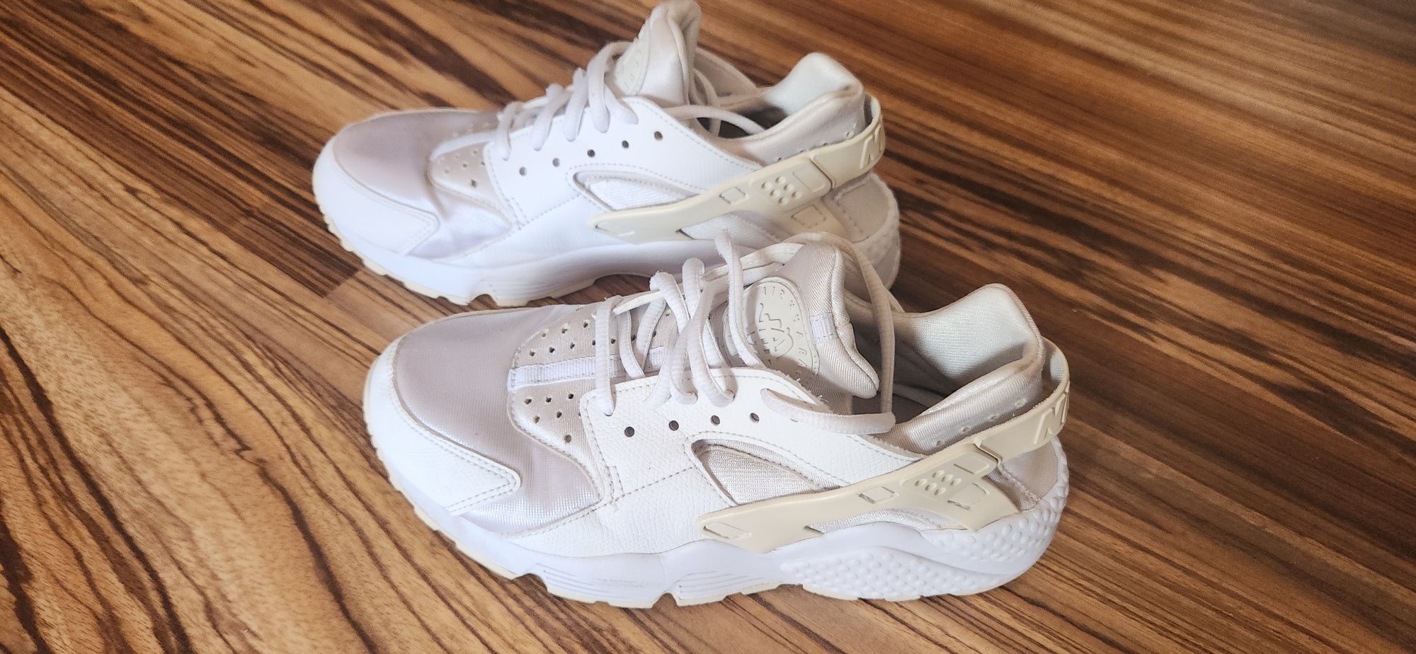 Nike Huarache runner номер 37,5 отлични