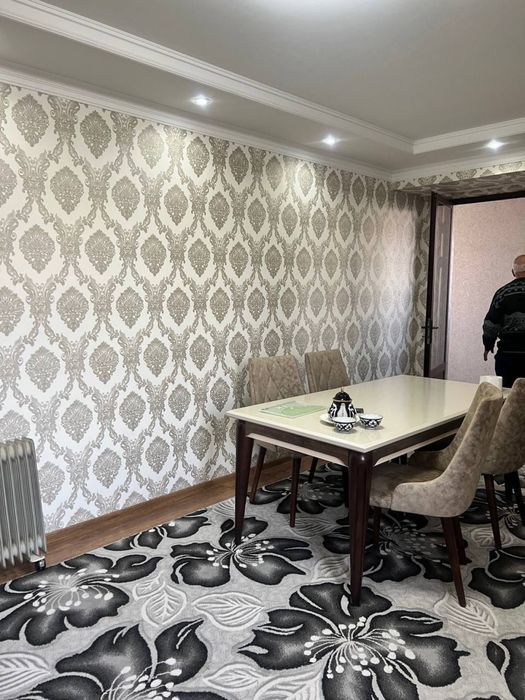 2 - Комн Квартира  Возле Алайский Рынка