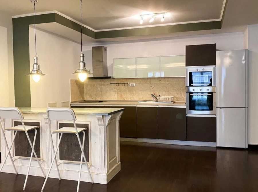 Дава се под наем Тристаен апартамент в Пловдив, Изгрев - 90 кв.м за 346.8 € - Снимка #3