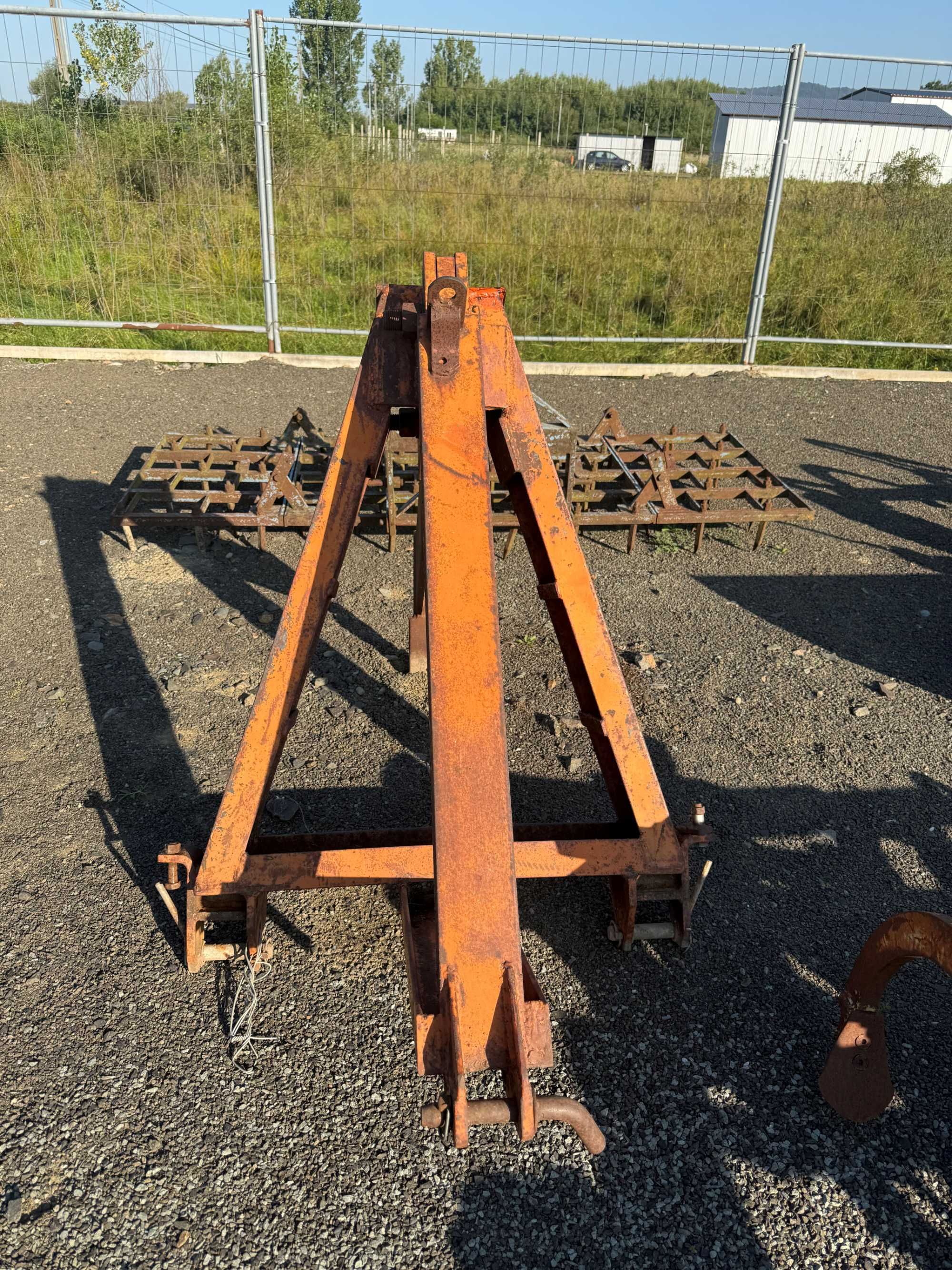 scarificator cu 1 gheara, hidraulic, Agrotab Maramures