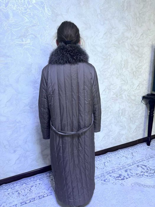 Пуховик в отличном состоянии