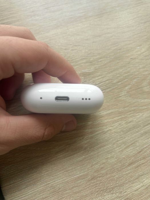 Оригинални слушалки AirPods Pro 2 MTJV3ZM/A с бележка и гаранция