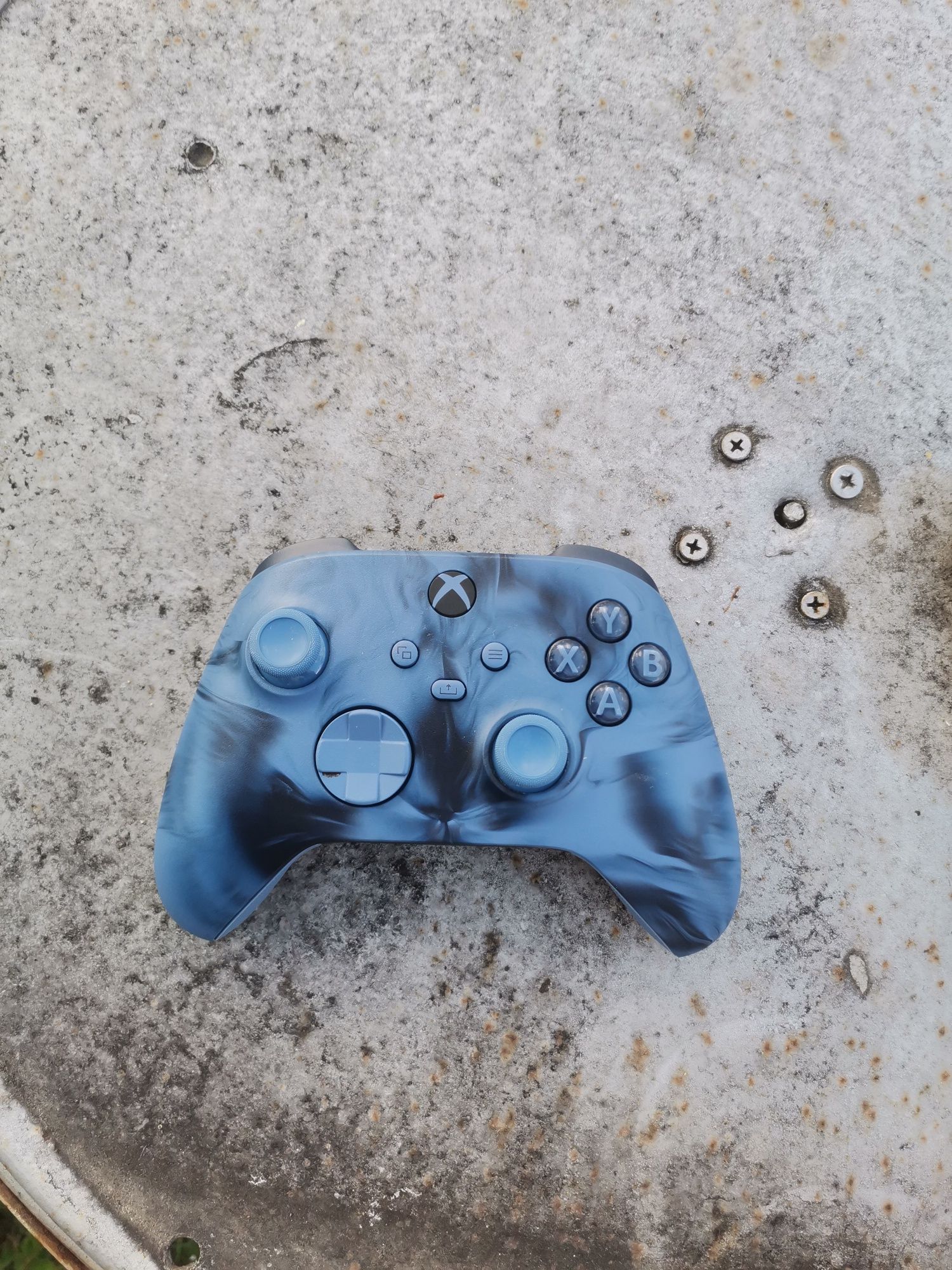 Vând controler Xbox series x/s stormcloud