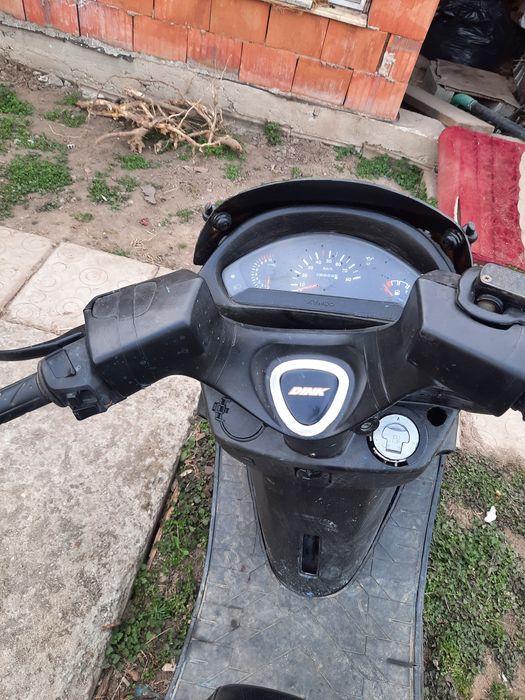 Scuter Kymco.   .
