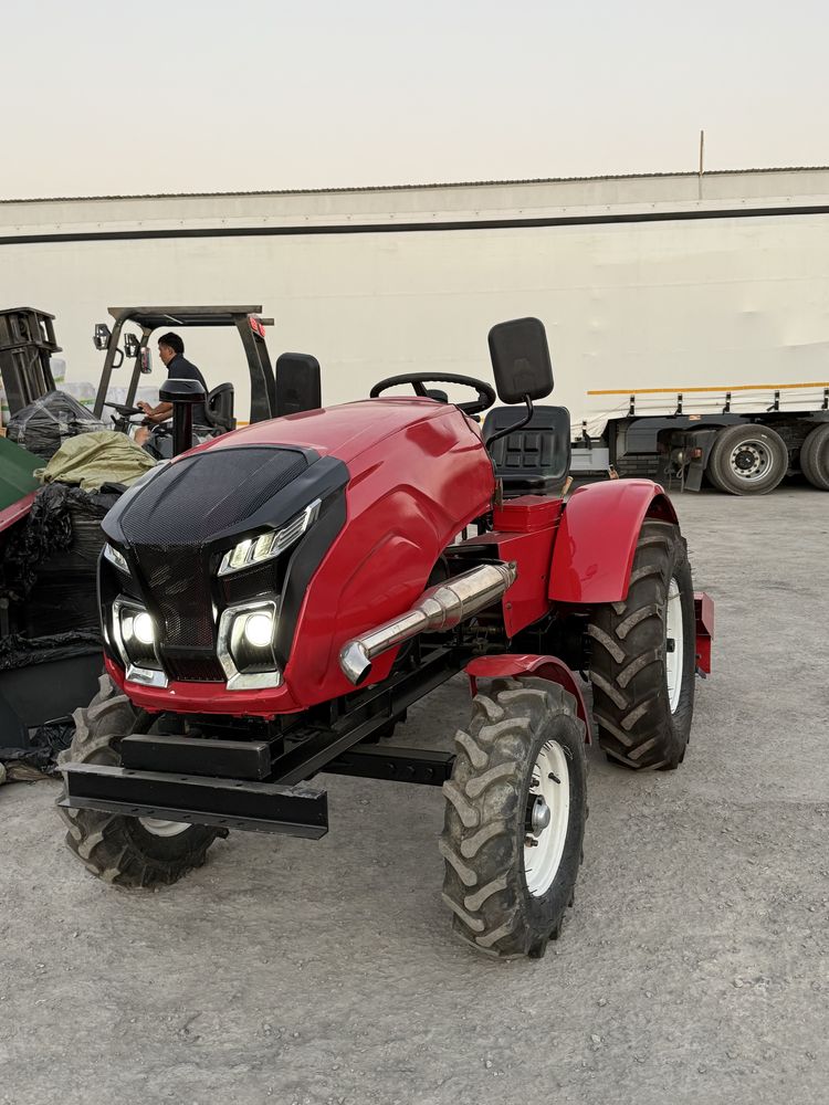 Mini traktor sotiladi (Xitoy, 25 ot kuchi)