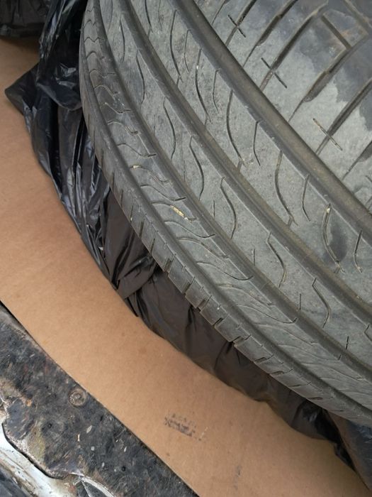 Гуми 235/55/19 suf