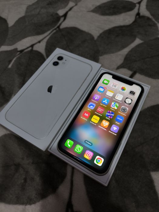 IPhone 11.. 128gb.