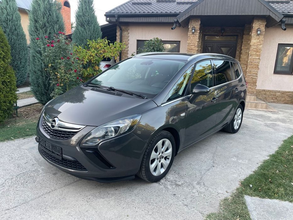 Opel Zafira Opel/Zafira/C/7/Locuri/Xenon/Led/2.0/CDTI/130/CP/Euro/5/