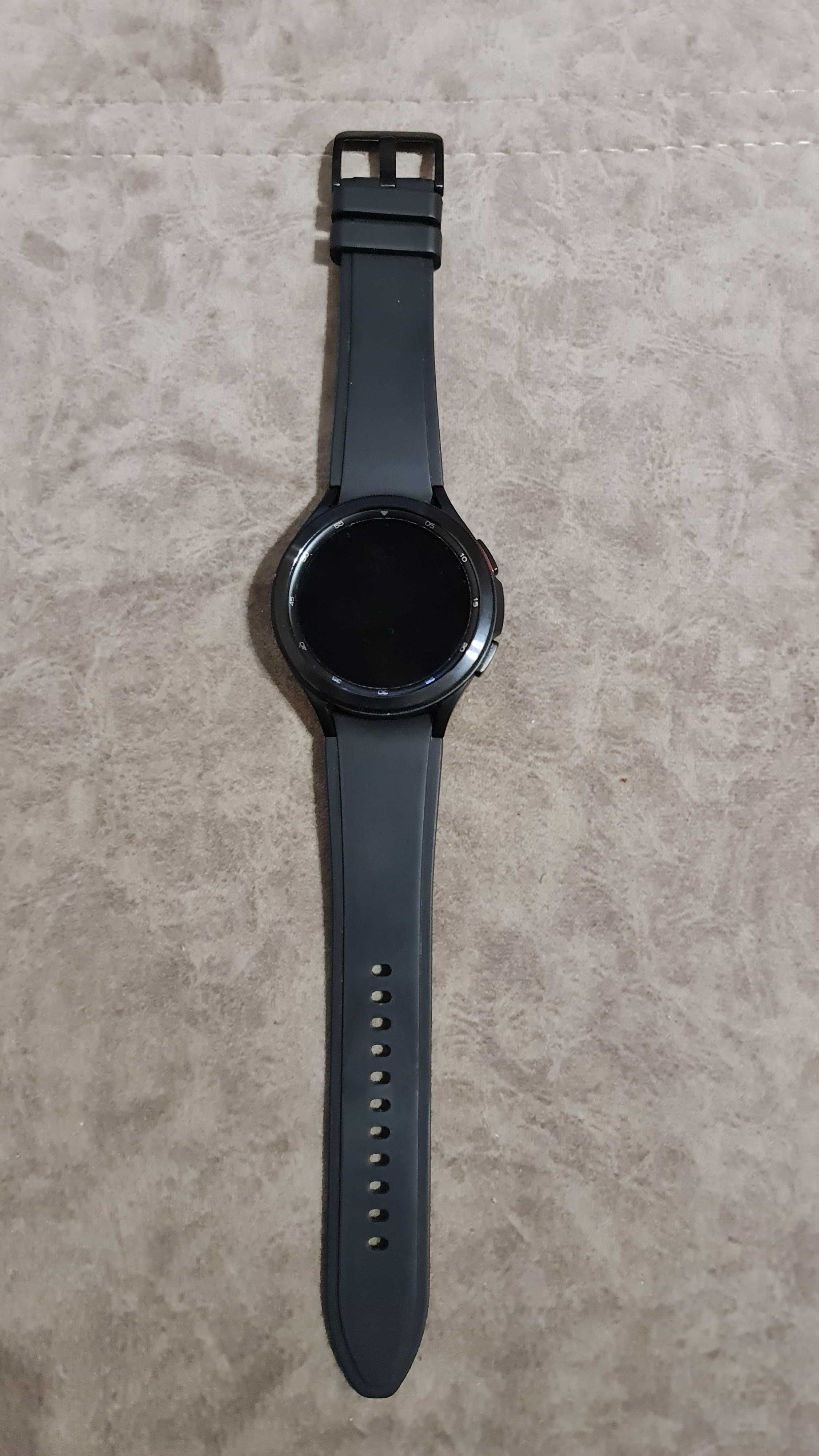 Samsung Galaxy Watch 4