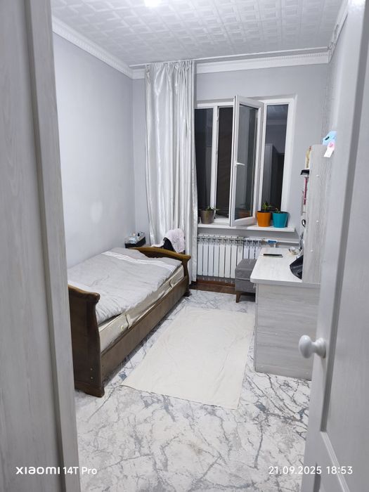 Срочно!!!  Продаётся 3/4/4 квартира   того на Яшнабадском ра