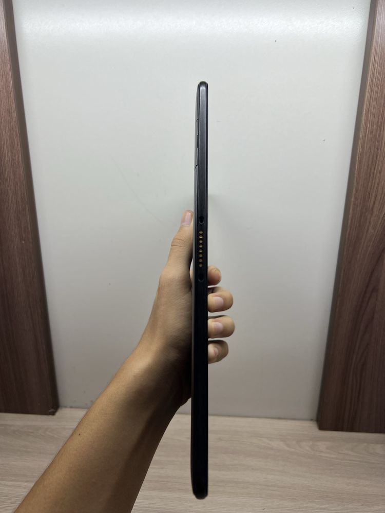 Планшет Alcatel срочно!!