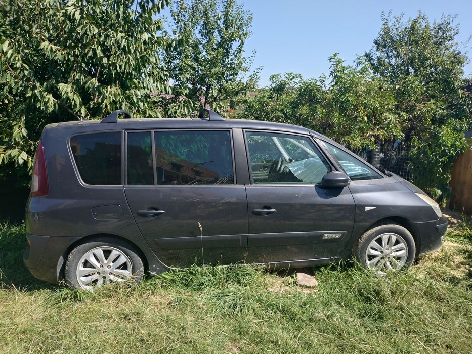 Vând sau dezmembrez Renault Espace IV 2006