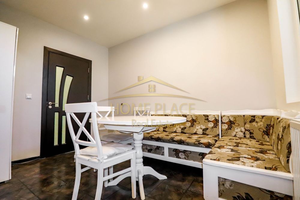 Дава се под наем Четиристаен апартамент в Варна, Базар Левски - 90 кв.м за 816 € - Снимка #4