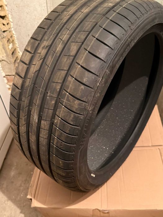 Гуми Bridgestone Turanza T005 285/35/22 106 Y-нови, 2бр.