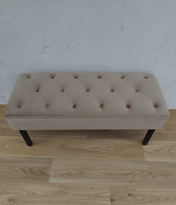 Vând bancheta tapițata catifea crem băncuță cu model chesterfield